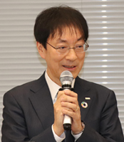 NTT コミュニケーションズ 常務取締役 CSR 委員長 安藤 友裕