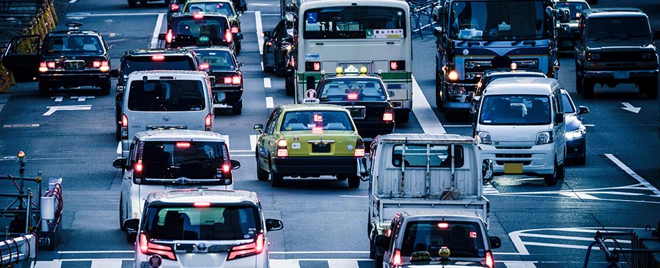 画像：交通事故対策の備えは万全？ 3月の発生件数はワースト〇位！